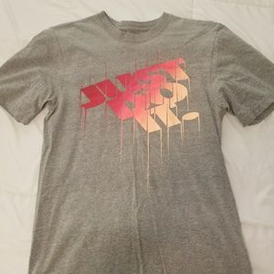 Nike t-shirt
